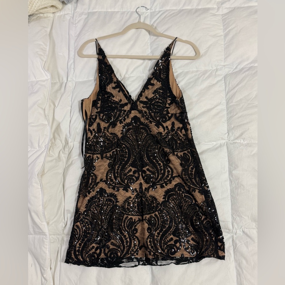 Free people black sequin lace mini dress new with tags size 2
